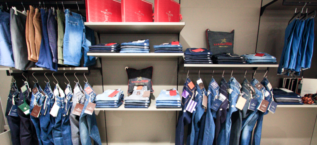 Fashion street outlet